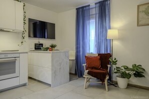 Fridge, microwave, dishwasher
