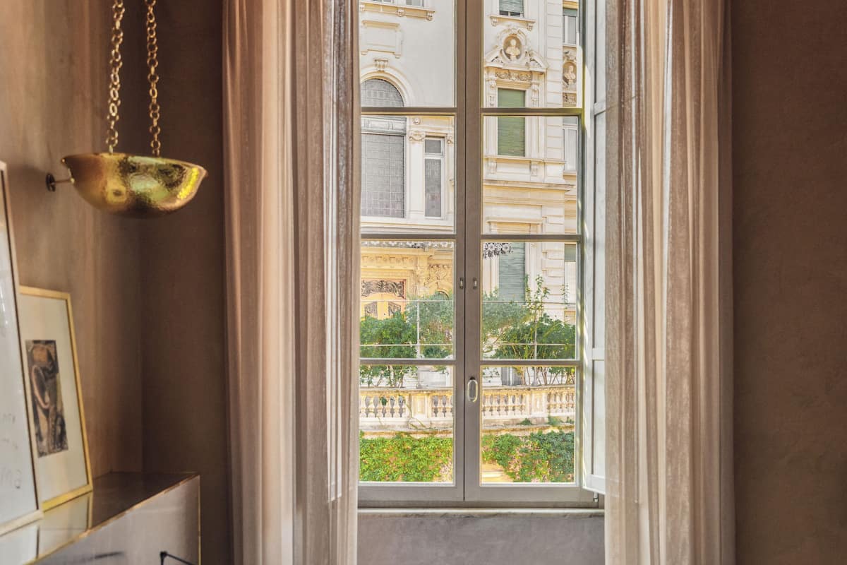 Junior Suite | In-room safe, desk, laptop workspace, free WiFi