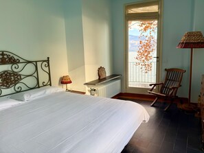Deluxe Villa, Balcony, Lake View | Iron/ironing board, free WiFi - Casa Nicostrato (Laveno Mombello)