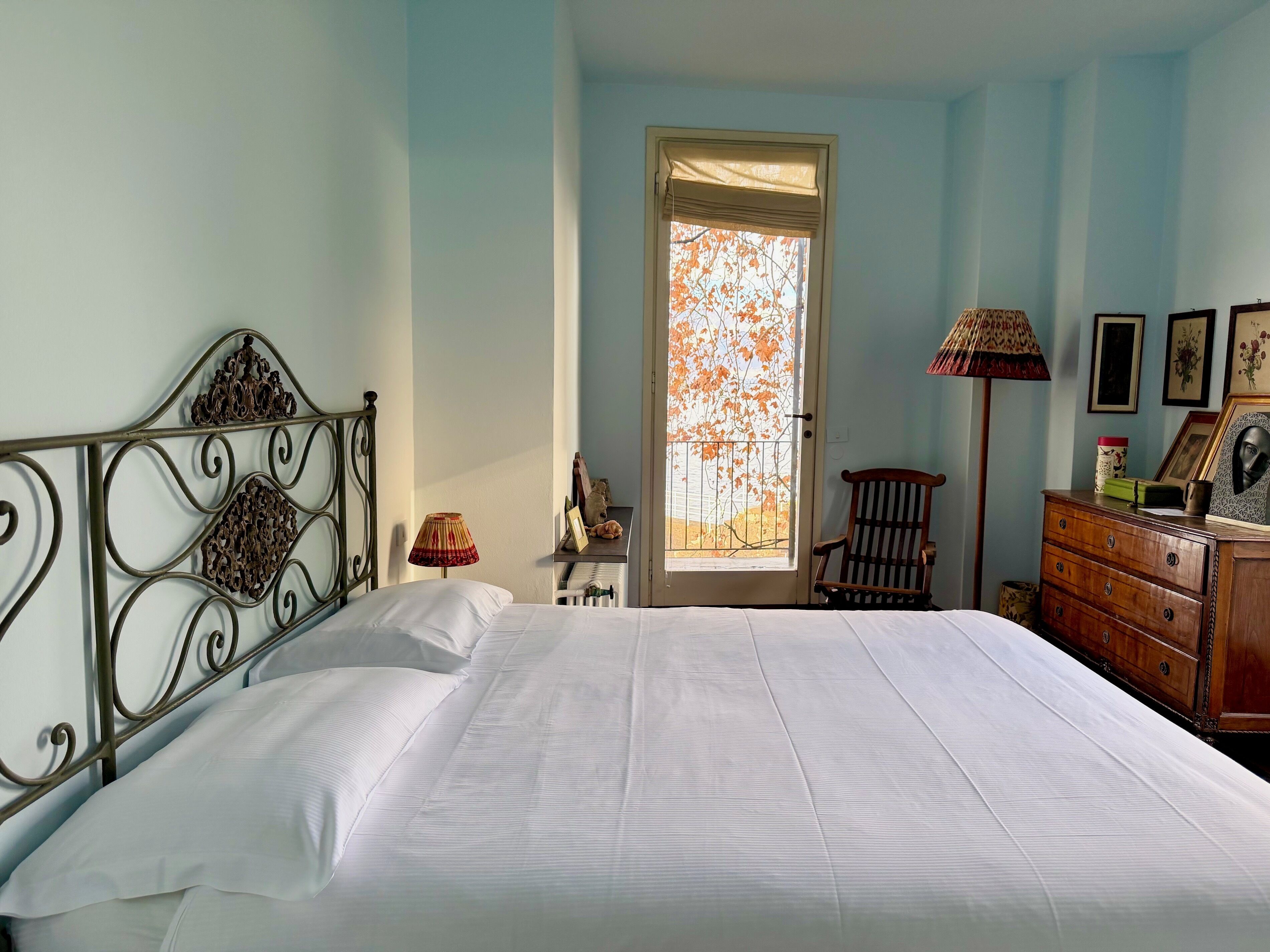 Deluxe Villa, Balcony, Lake View | Iron/ironing board, free WiFi