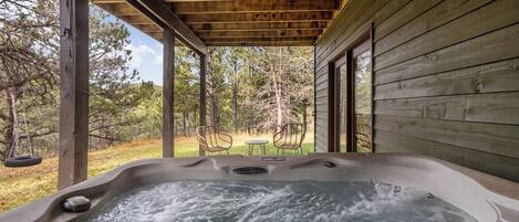 Tina de hidromasaje al aire libre