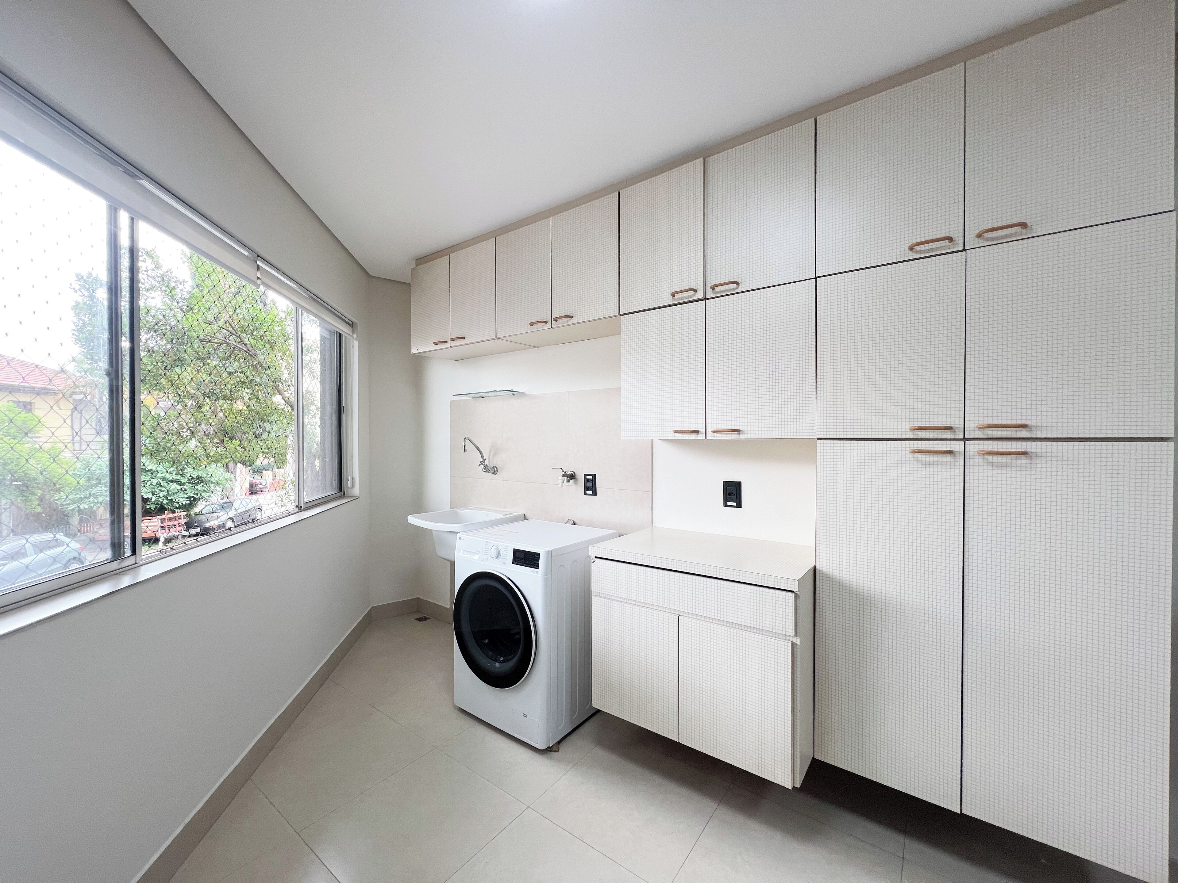 Villa | Laundry