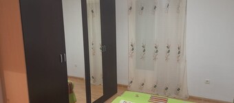 Apartment 'Piso Centroolula' with Balcony and Air Conditioning