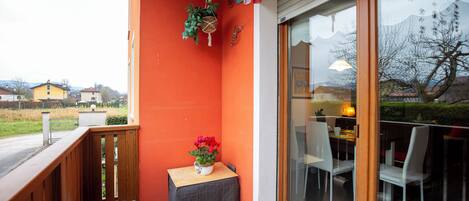 Appartement, balkon, uitzicht op bergen | Balkon