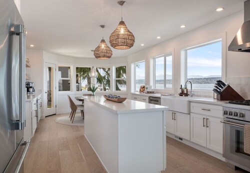 Pearl House Beach Retreat