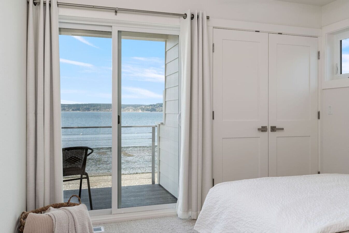 Schreibtisch, Bügeleisen/Bügelbrett, WLAN, Bettwäsche