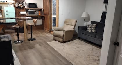 Deluxe Cabin E at Elk Creek Escape