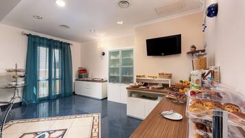 Tägliches inbegriffenes Frühstücksbuffet