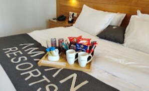 Habitación doble Deluxe, vista a la montaña | Insonorización, tabla de planchar con plancha y wifi gratis