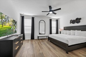 6 dormitorios, caja fuerte, tabla de planchar con plancha