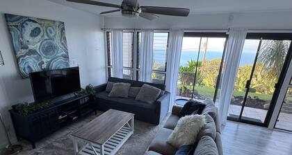 Villa with a View - Kailua-Kona Style
