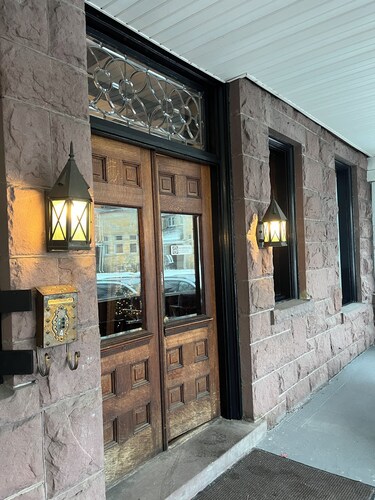 Modern 2BR Retreat in a Historic House