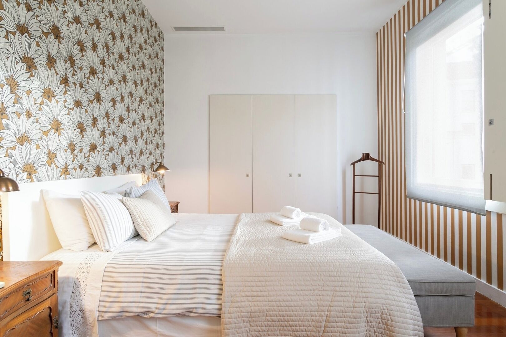 1 chambre, fer et planche à repasser, lit parapluie, Wi-Fi