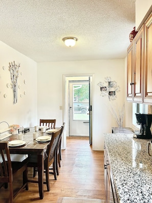 Dining - Andover Charm, Perfect for Long-term Stay (Andover)