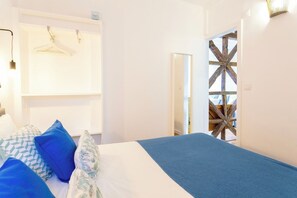 1 bedroom, iron/ironing board, travel cot, free WiFi - Lisbon perfect 1 bdr flat w/ air conditioner! (Lisboa)
