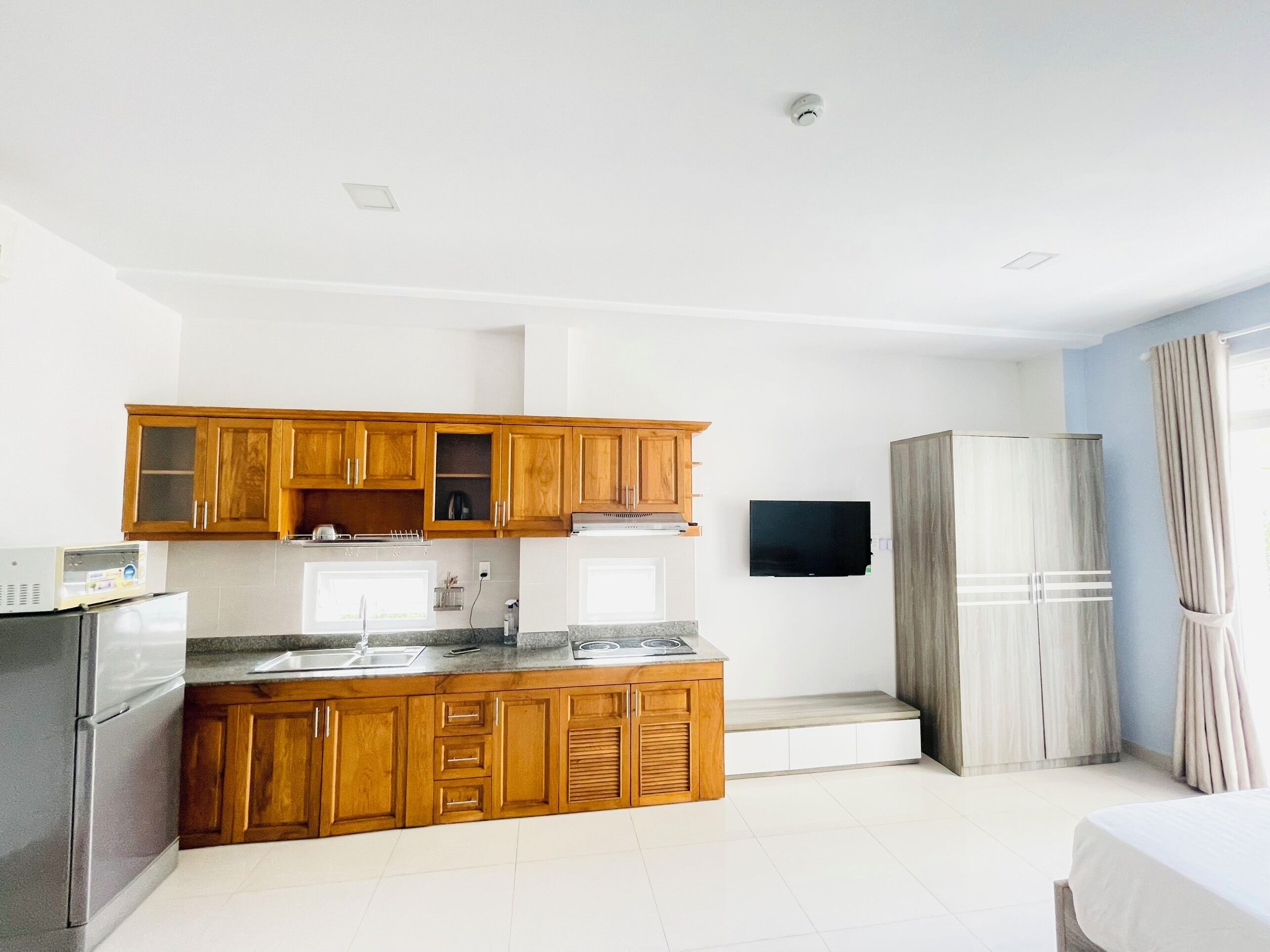 Standard Apartment, Balcony, Courtyard View | Private kitchen