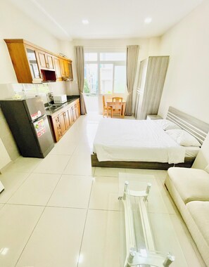 Appartement Standard, balcon, vue cour intérieure | Chambres insonorisées, Wi-Fi gratuit