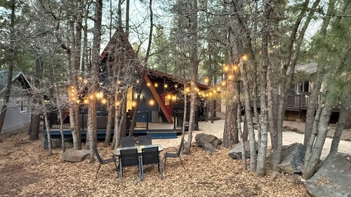 Cozy 3-bedroom Animal Hill A-Frame in Munds Park