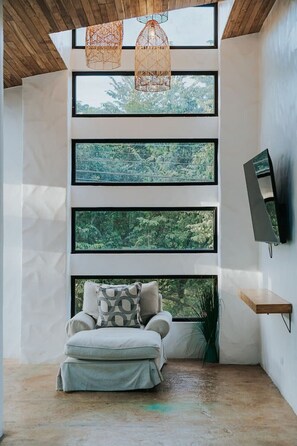 Interior - Luxe Home Short Walk to Beach (Potrero)
