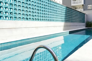 Outdoor pool - Moderno com AC piscina e academia (São Paulo)