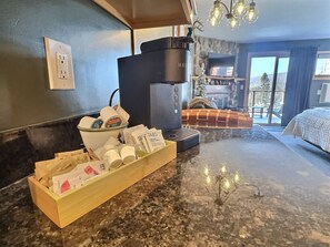 Iron/ironing board, travel crib, free WiFi, bed sheets
