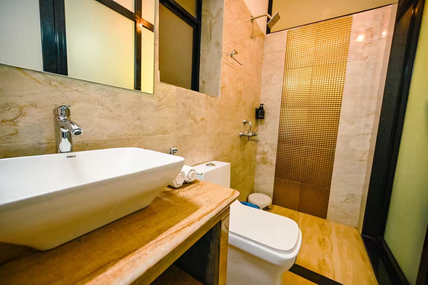 Eco-friendly toiletries, towels, soap, shampoo