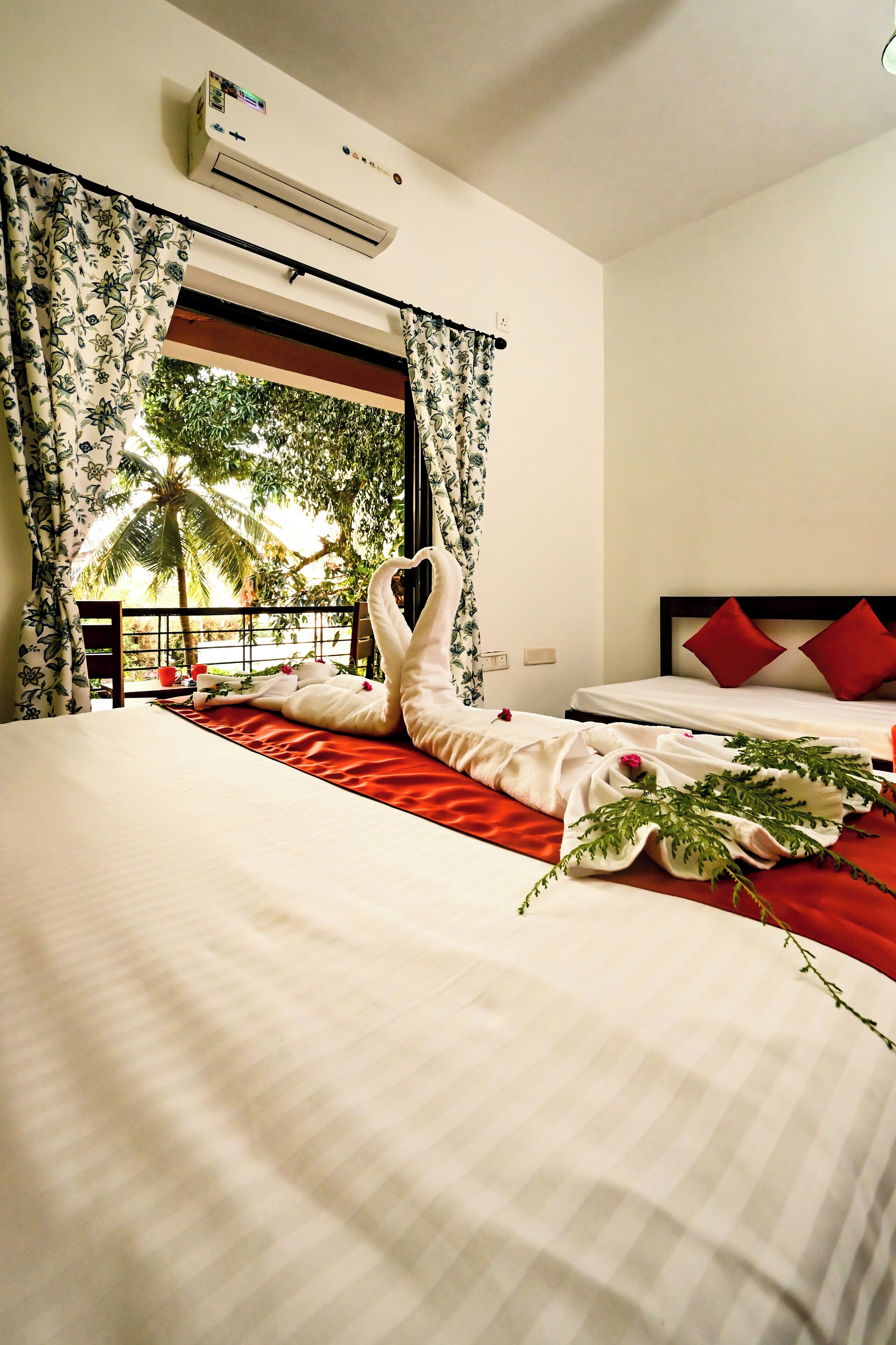Free WiFi, bed sheets, wheelchair access