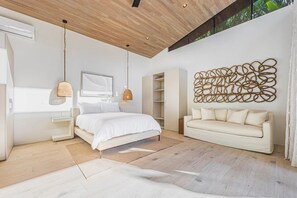 6 bedrooms, in-room safe, desk, iron/ironing board