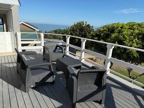Terrace/patio - Superb 3-bedroom house in quaint Winterstrand for relaxing stays (Winterstrand)