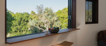 Bird & Beach - Modern Apartment - 2 minutes walk to the beach