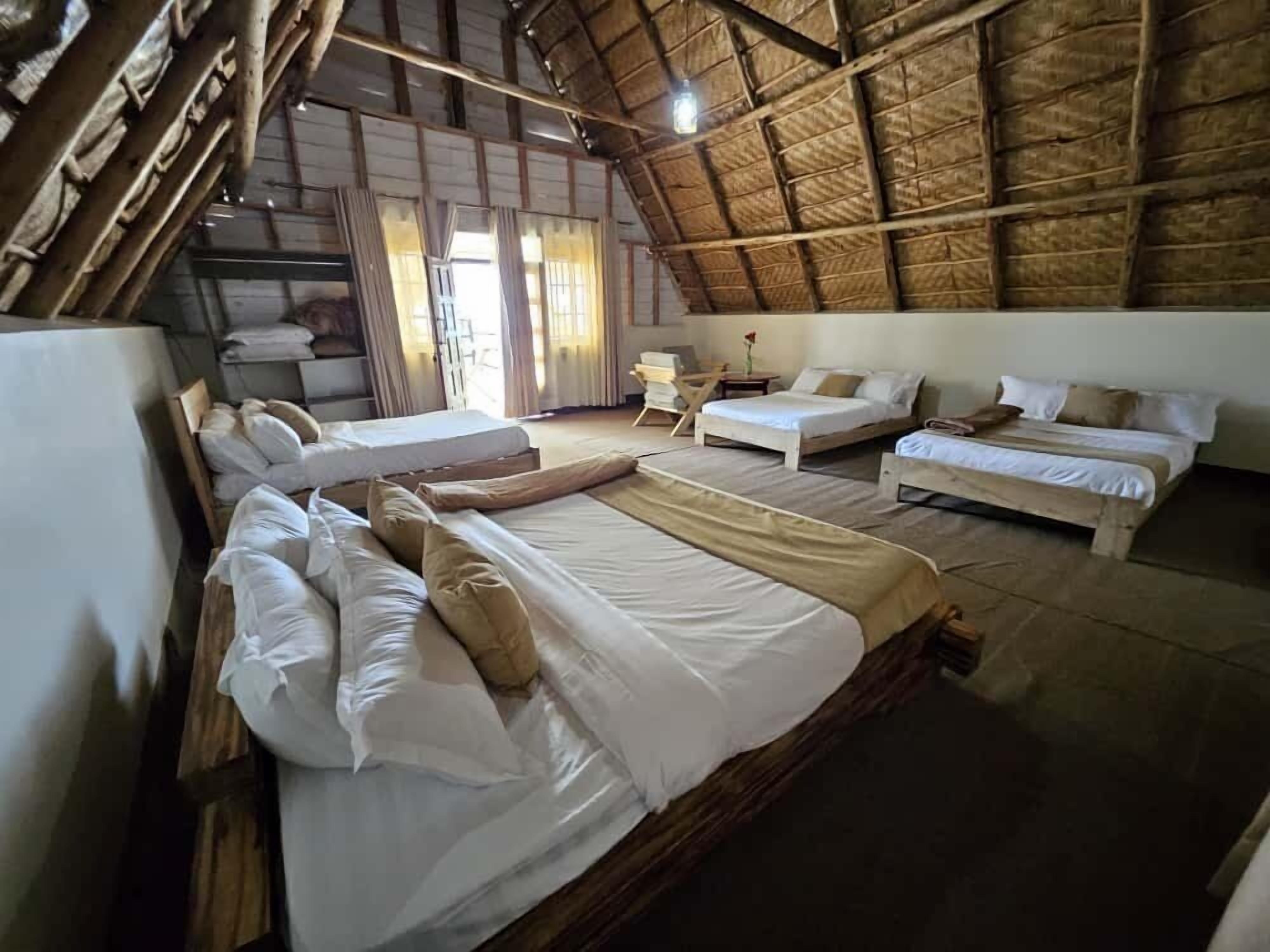 Family Quadruple Room, Lake View