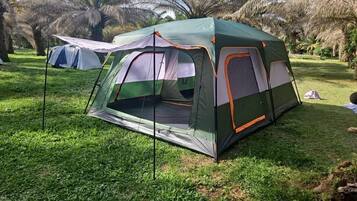 Executive Tent, Lake View