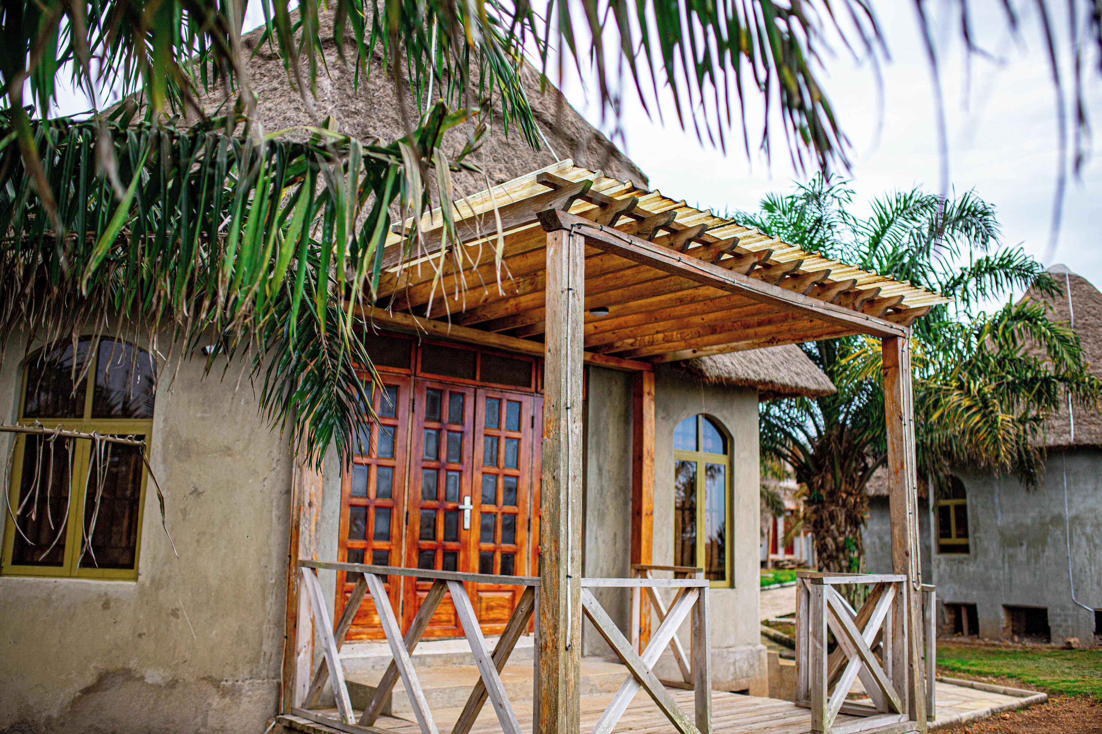 家庭四人房, 湖景