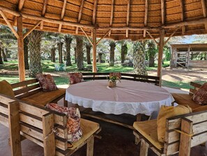 Dining - Bugoma Palms Resort Beach and Hotel (Bugala Island)