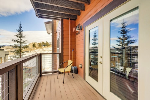 Granby Ranch Condo w/ Mtn-View: Trails & Hot-Tub!