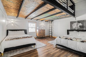 8 soveværelser, strygejern/strygebræt, internetforbindelse, sengetøj