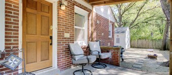 4BR Comfy Home -Theater, Ping Pong, & Office Setup - Juliette Cottage