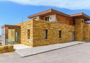 Exterior - Redrock 1 br chalet  faqra . Faraya (Bqaatouta)