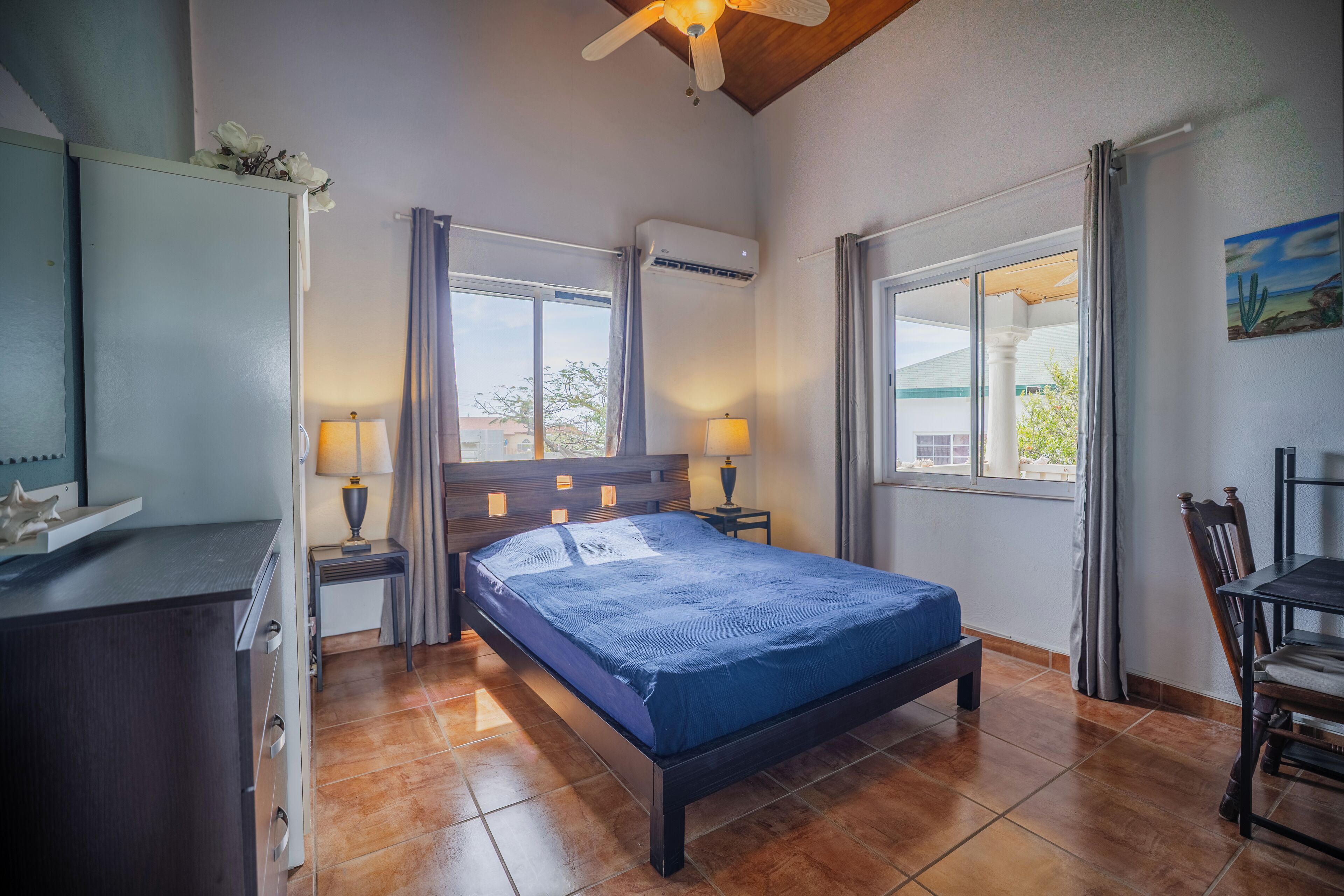 In-room safe, desk, iron/ironing board, free WiFi