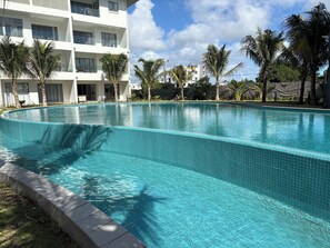 Utomhuspool