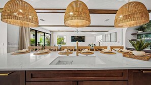 Dining - New-2 Homes-Pools/Hot Tub-Rooftops-Private Beach (Siesta Key)