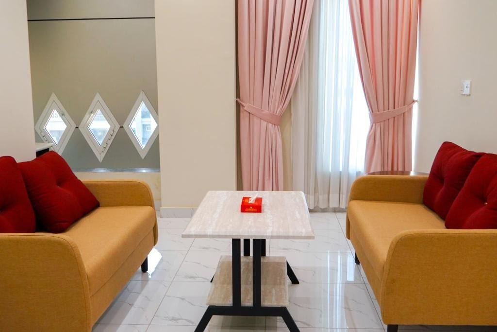 Executive Suite, City View | Interior