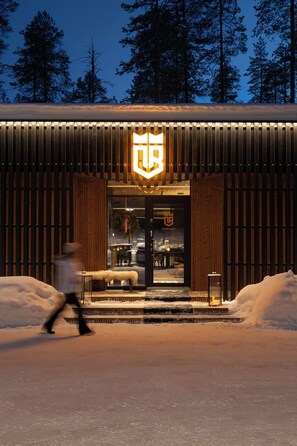 Deluxe Suite, 1 Bedroom, Kitchen, Valley View | Exterior - OloResort Levi (Kittilä)