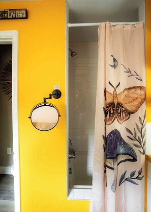 Interior - Adorable Solo-Traveler Retreat (Charlotte)