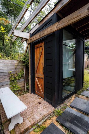 Exterior detail - Adorable Solo-Traveler Retreat (Charlotte)