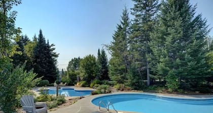 Mont Tremblant ~ The Bête Bunker ~ Golf & Skiing