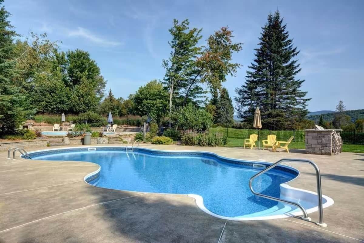 Piscine extérieure, piscine chauffée