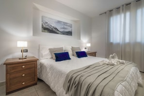2 slaapkamers, een strijkplank/strijkijzer, wifi, beddengoed