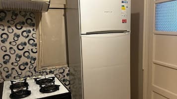 Deluxe-Apartment, Balkon, Stadtblick | Gemeinschaftsküche