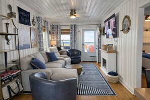 Smart TV, fireplace, books, computer monitors - ~NEW~ Oceanfront Vintage‑Modern Cottage • Beachfront • Steps to Boardwalk Fun (Carolina Beach)